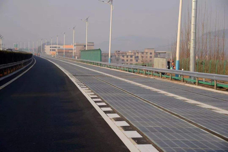光伏高速公路原理，電動汽車在光伏高速上怎樣充電